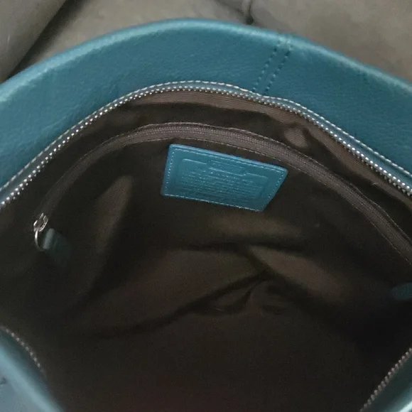 Coach Rare Teal Leather Shoulder Bag - Picture 6 of 12